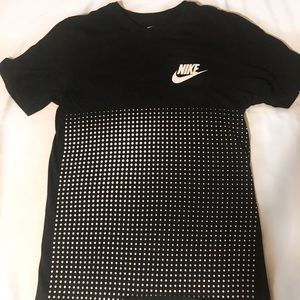 Nike graphic tee